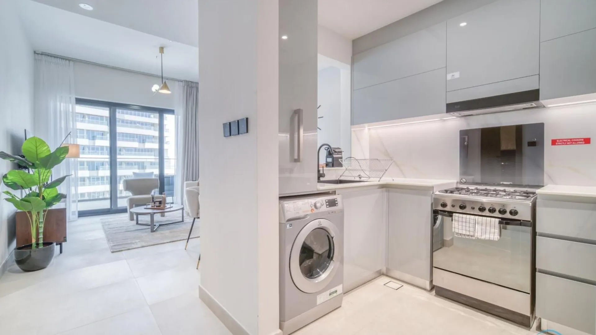 Refined 1Br At Binghatti Creek Al Jadaf By Deluxe Holiday Homes Dubai Apartment