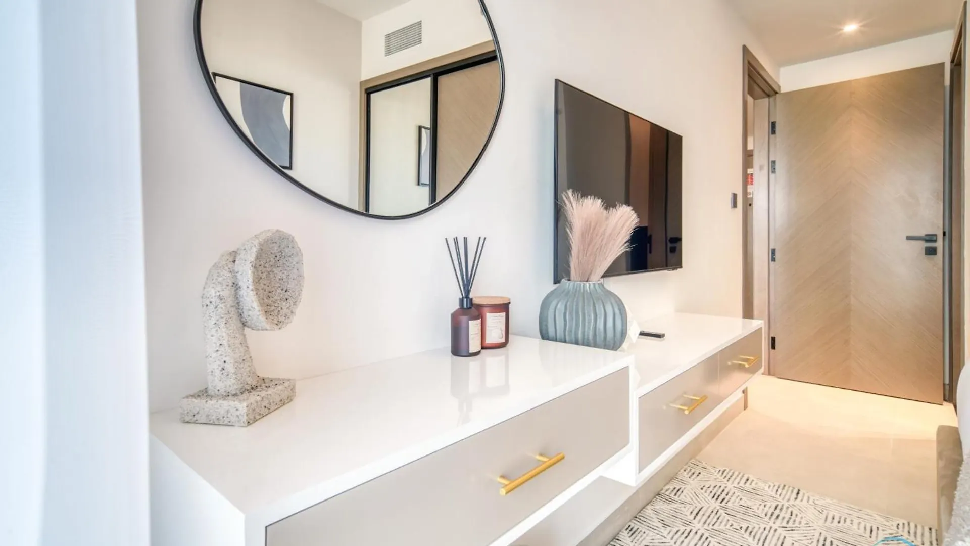 Apartment Refined 1Br At Binghatti Creek Al Jadaf By Deluxe Holiday Homes Dubai