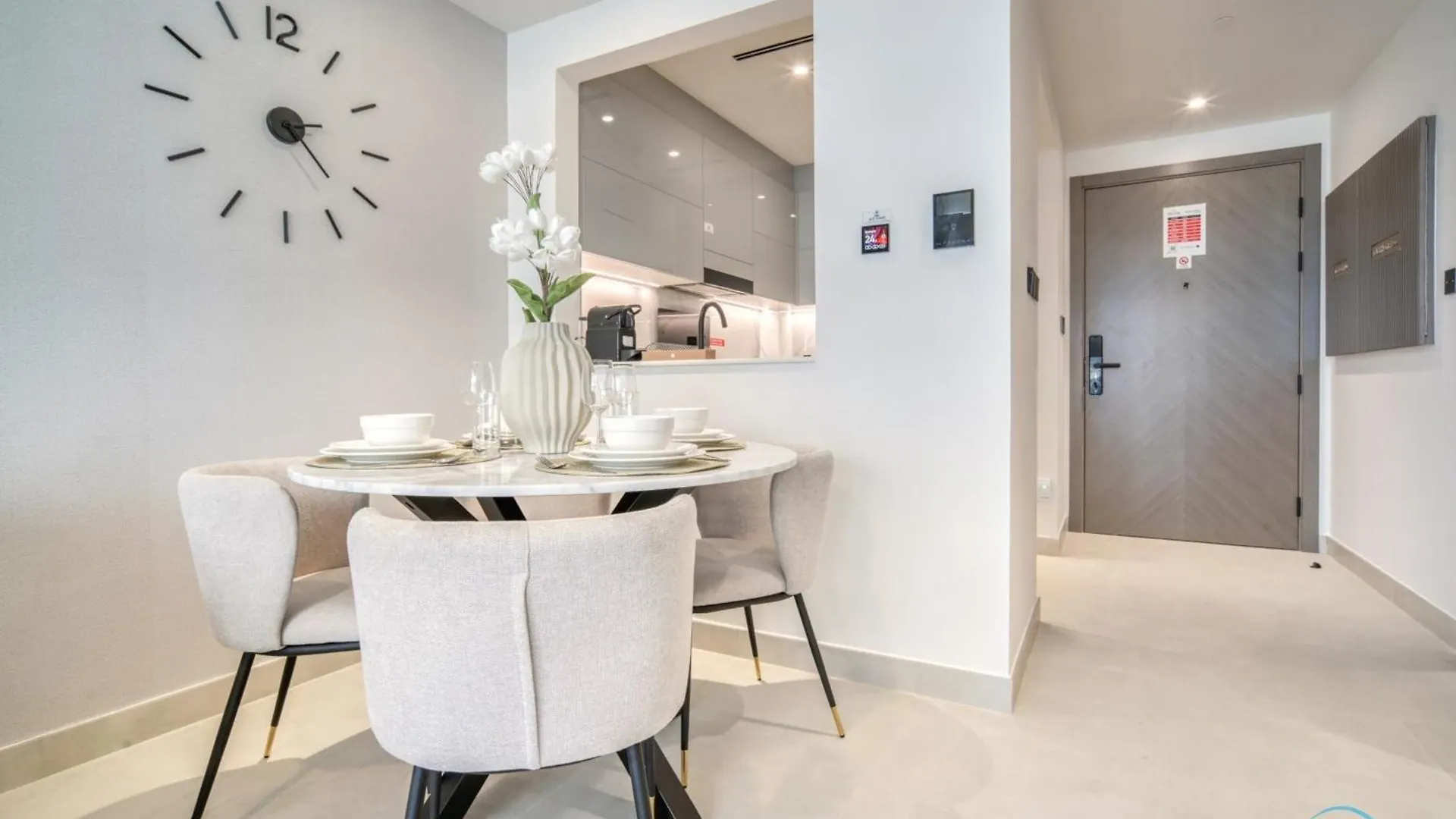 Refined 1Br At Binghatti Creek Al Jadaf By Deluxe Holiday Homes Dubai Apartment