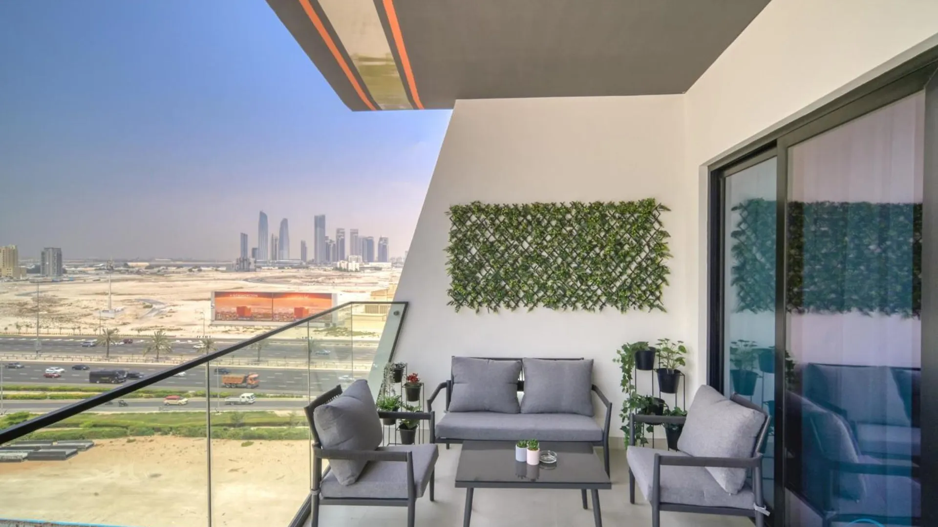 Refined 1Br At Binghatti Creek Al Jadaf By Deluxe Holiday Homes Dubai